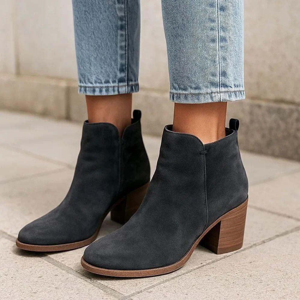 Alberto Fermani Italian Suede Zip Up Heeled Booties Size 38/7 USA